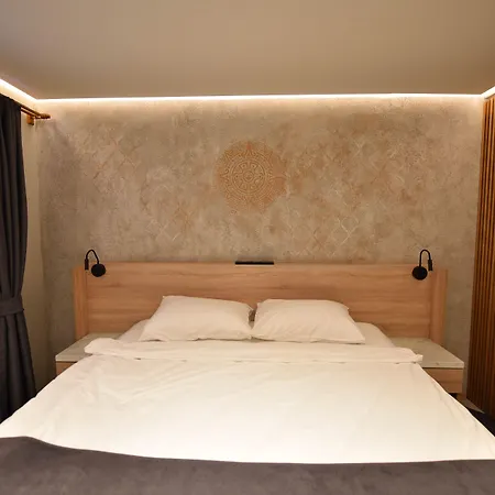 Casa Luxury 교젝