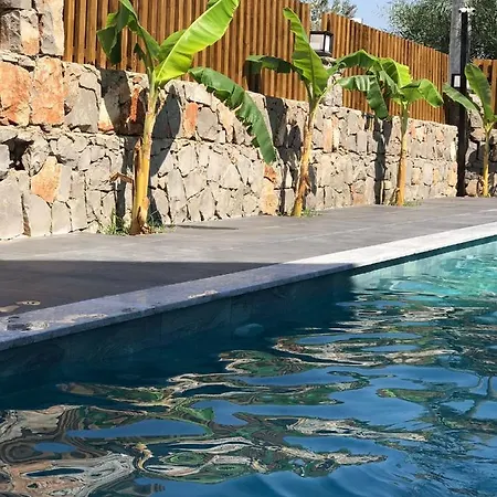 Casa Luxury Hotel