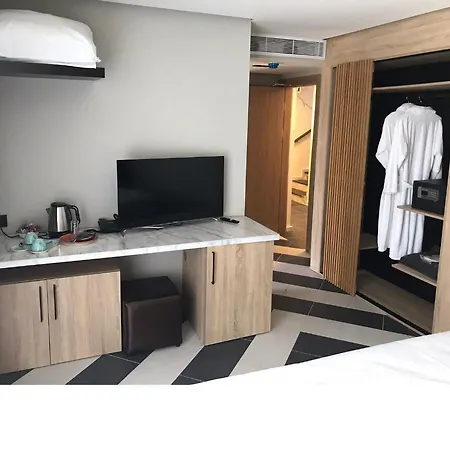 Casa Luxury Hotel