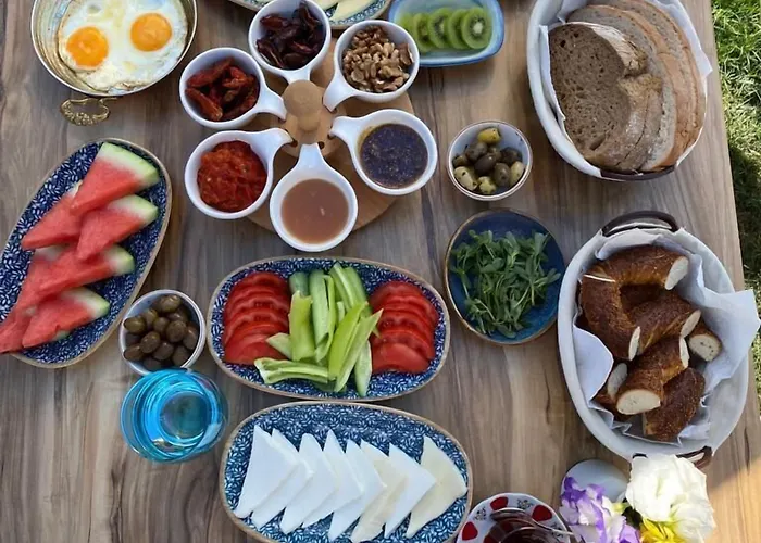 Casa Luxury Hotel 3*